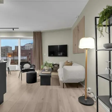 Apartment Exclusive In The *